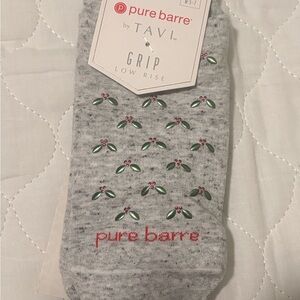 Pure Barre Gray Low Rise Grip Socks with Leaf Design
